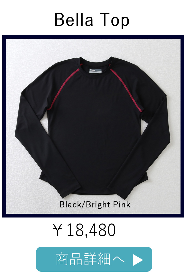 BellaTopBlack平置き写真