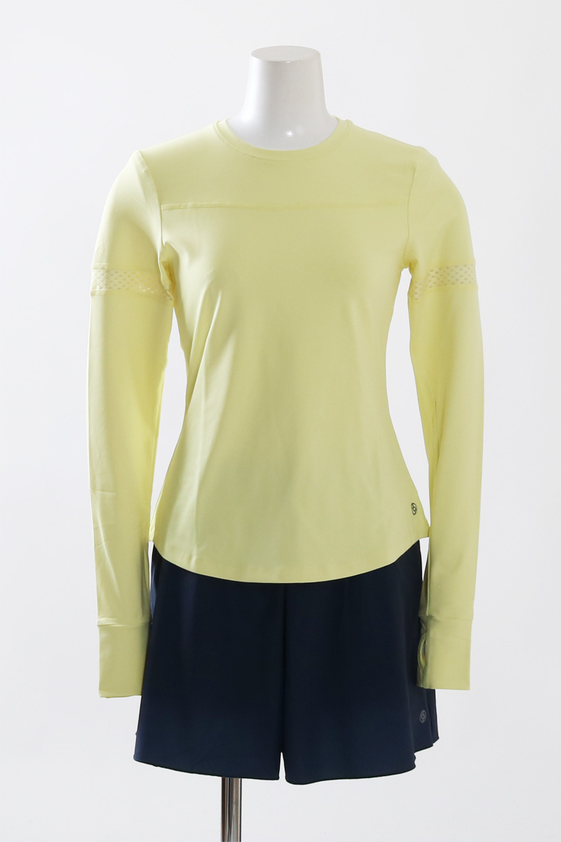 VolumeShortBeetトルソーコーディネート写真