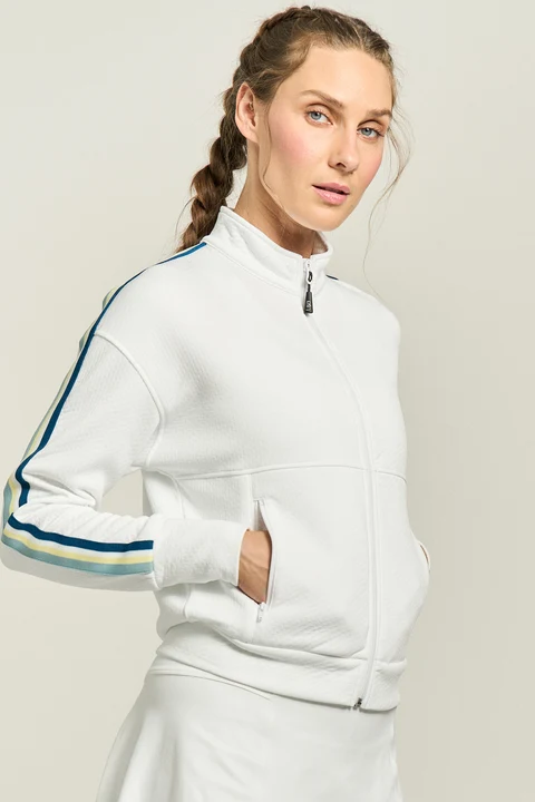 ZoneJacketWhitePoseidonトルソーコーディネート写真
