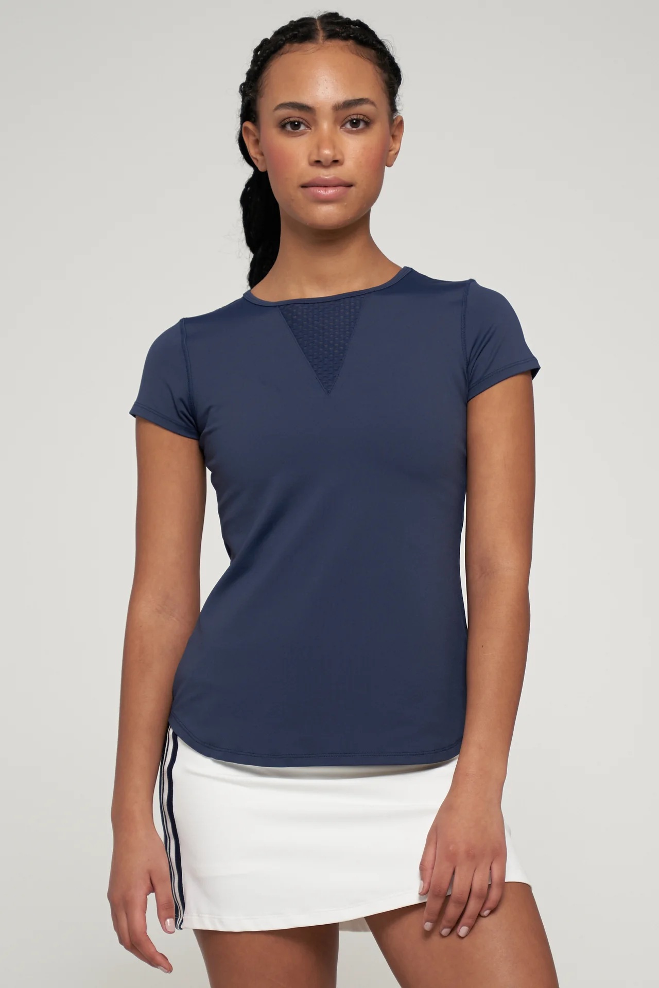 RacerSkortWhiteDarkトルソーコーディネート写真