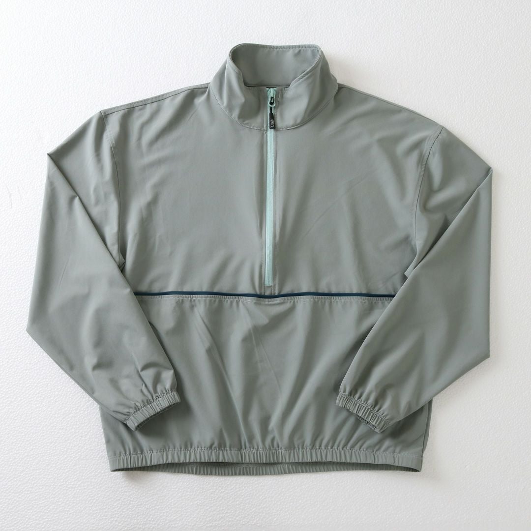 テニスアウターEdgeJacketの選び方ページです